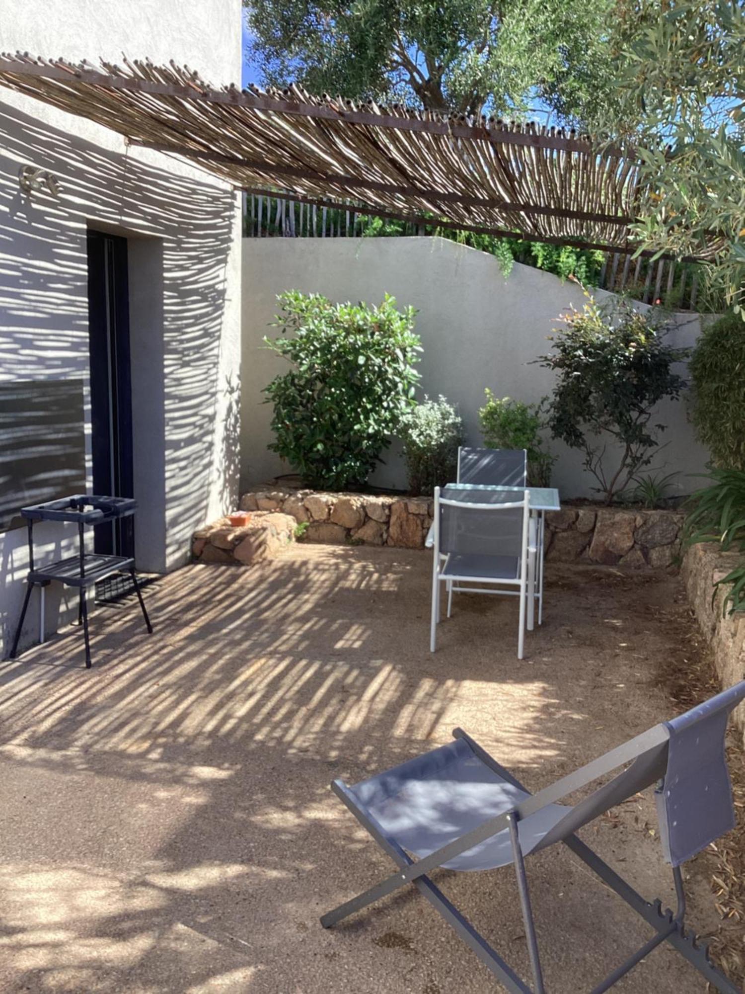 Casa Laurel Apartment Figari  Exterior photo